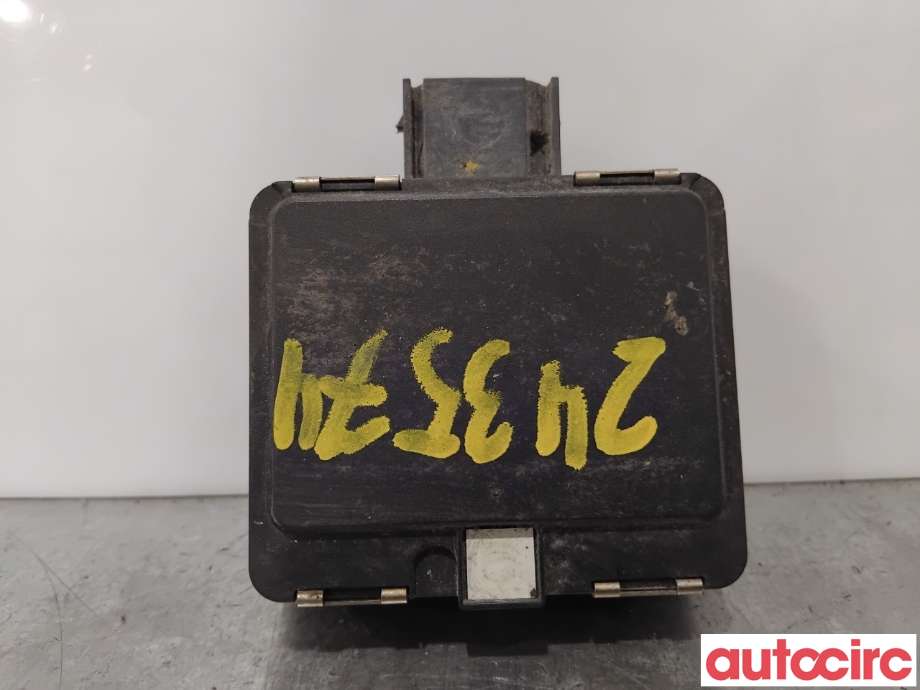 Sensor radar til Tesla Model S, 2016-2021 (Fase 2)  (TESLA|1038224-00-B)