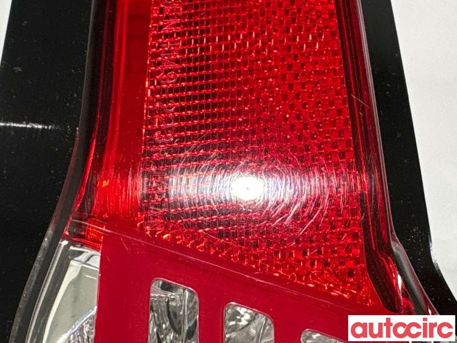 Baklykt fra støtfanger til Peugeot 4008 2012-2017  (PEUGEOT|1607954180|)