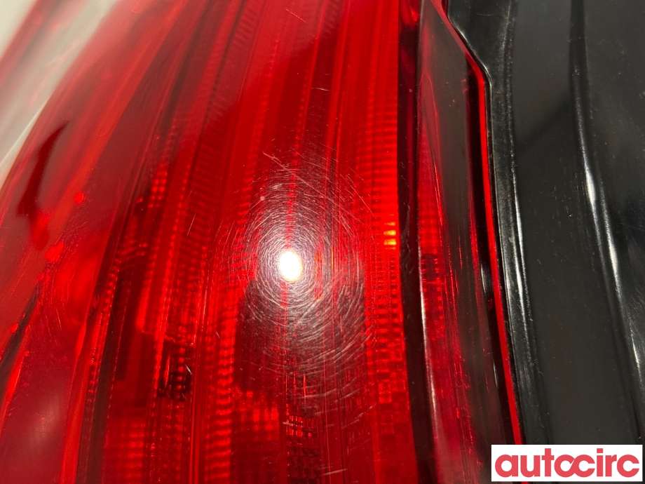 Baklykt venstre til Peugeot 4008 2012-2017  (PEUGEOT|1607699280|)