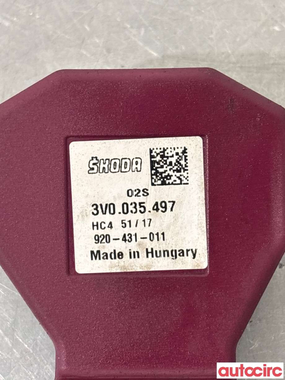 Antenne navigasjon til Škoda Superb 2015-->> (Type III) (SKODA|3V0035497|)
