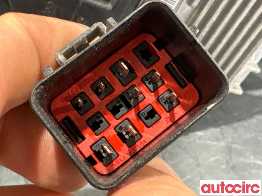 Frontlykt venstre halogen til Volvo V60/V60 CC 2013-2018 (Type I, Fase 2) (VOLVO|31698818|)
