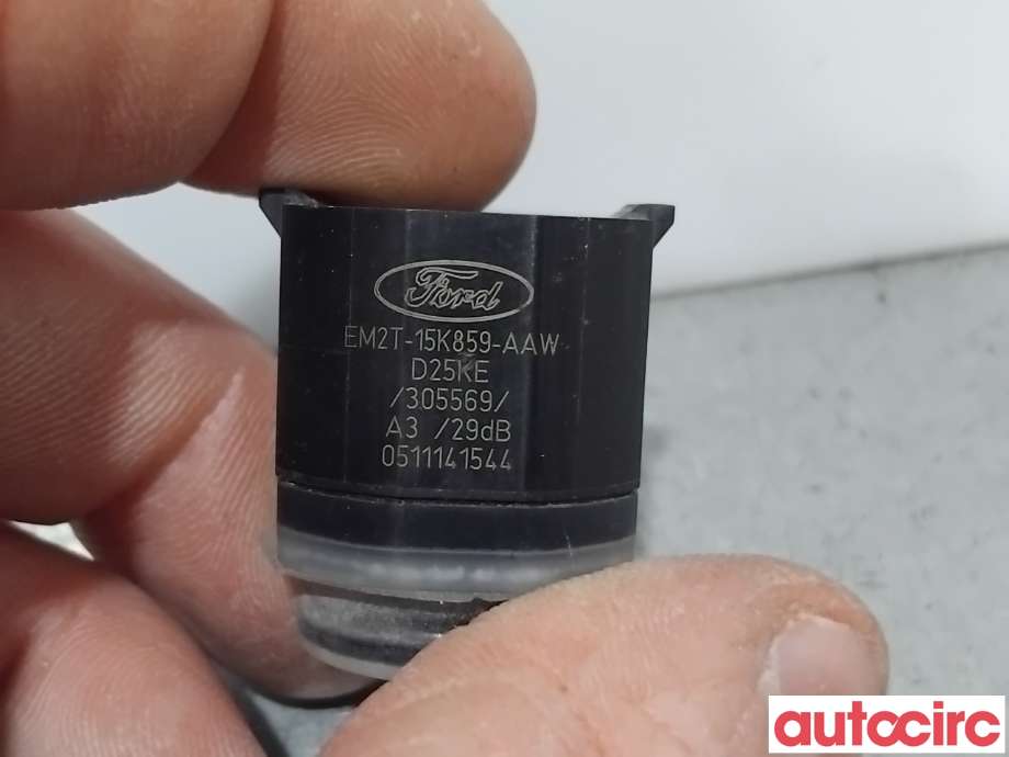 Parkeringssensor foran til Ford Focus 2014-2018 (Type III, Fase 2) (FORD|2488549|305569|EM2T-15K859-AAW)