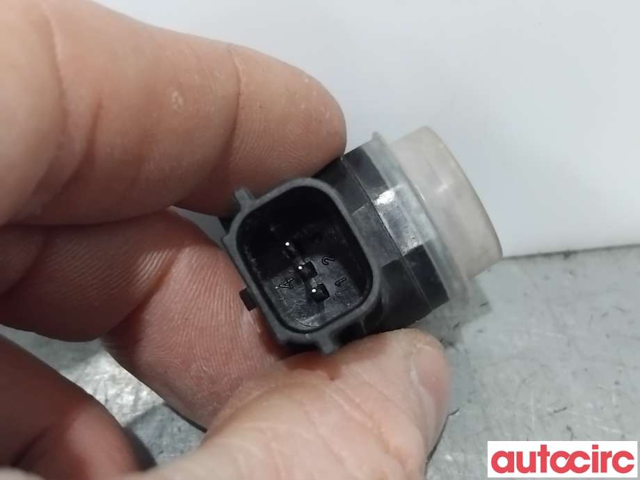 Parkeringssensor foran til Ford Focus 2014-2018 (Type III, Fase 2)  (FORD|2488549|305569|EM2T-15K859-AAW)