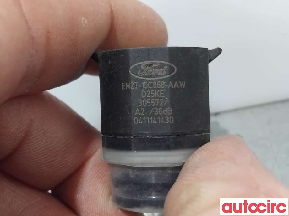 Parkeringssensor foran til Ford Focus 2014-2018 (Type III, Fase 2)  (FORD|2488547|305572|EM2T-15C868-AAW)