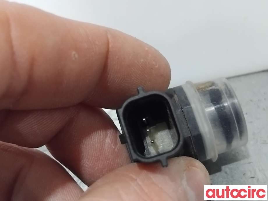 Parkeringssensor foran til Ford Focus 2014-2018 (Type III, Fase 2)  (FORD|2488547|305572|EM2T-15C868-AAW)