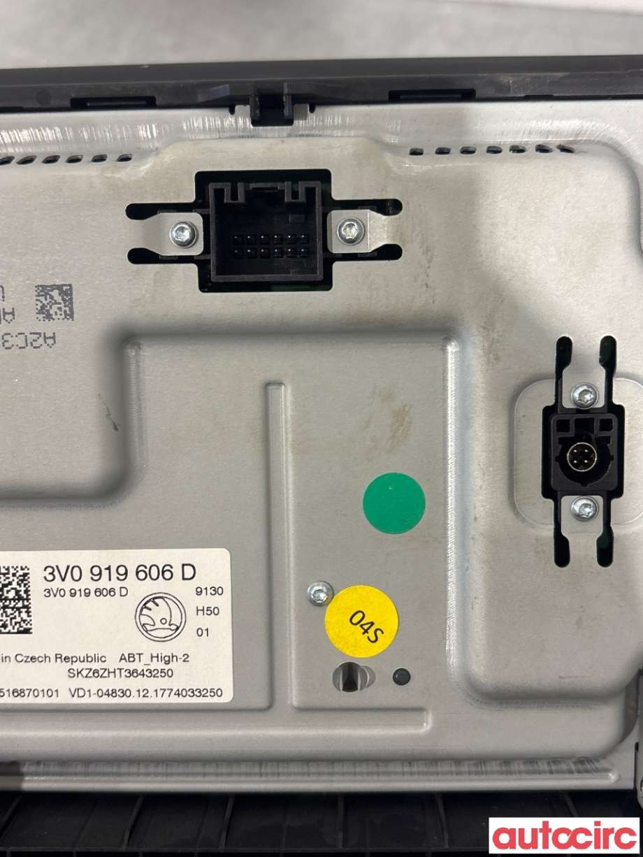 Instrument kjørecomputer til Škoda Superb 2015-->> (Type III) (SKODA|3V0919606D|)