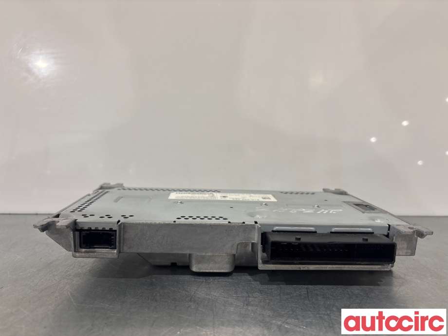 Bilstereo forsterker til Škoda Superb 2015-->> (Type III) (SKODA|81A035223|)