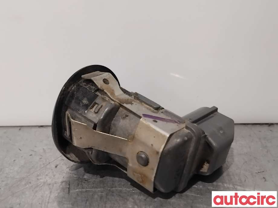 Parkeringssensor bak til Peugeot 4008 2012-2017  (PEUGEOT|1608253180|)