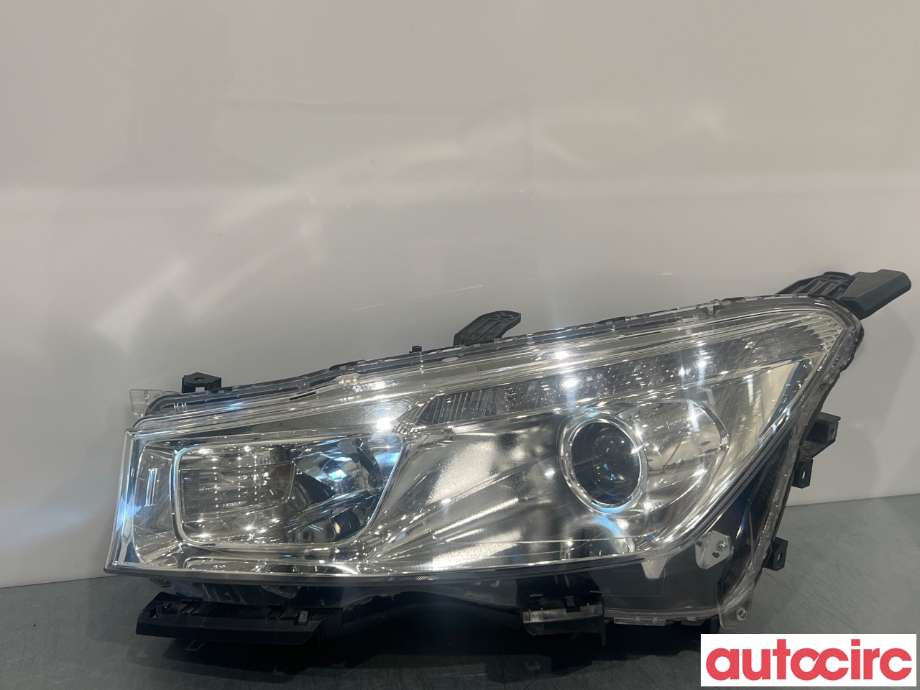 Frontlykt venstre halogen til Peugeot 4008, 2012-2017  (PEUGEOT|1608386080)