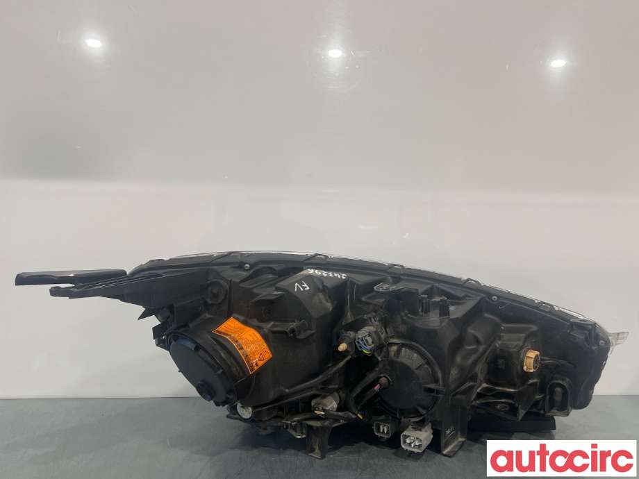 Frontlykt venstre halogen til Peugeot 4008 2012-2017  (PEUGEOT|1608386080|)