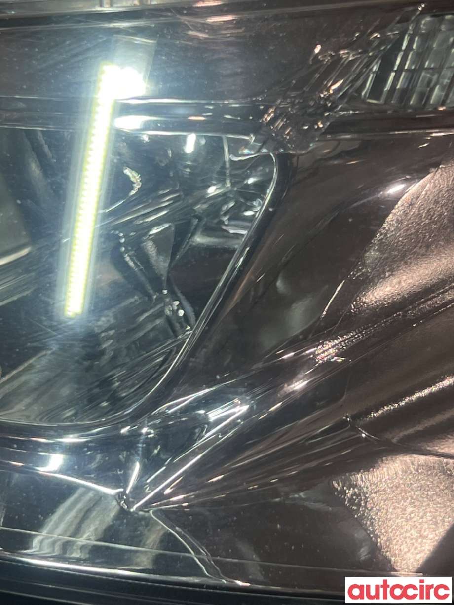 Frontlykt venstre halogen til Peugeot 4008 2012-2017  (PEUGEOT|1608386080|)