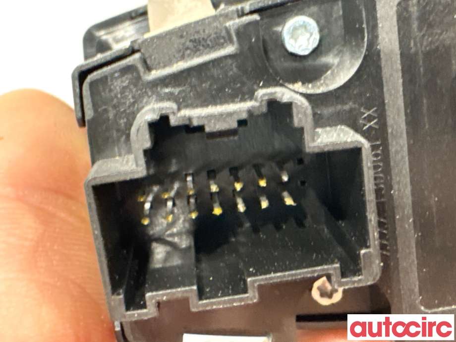 Bryter lys til Ford Transit Custom 2013-2023 (Type I) (FORD|2307246||AV1T13D061AD)