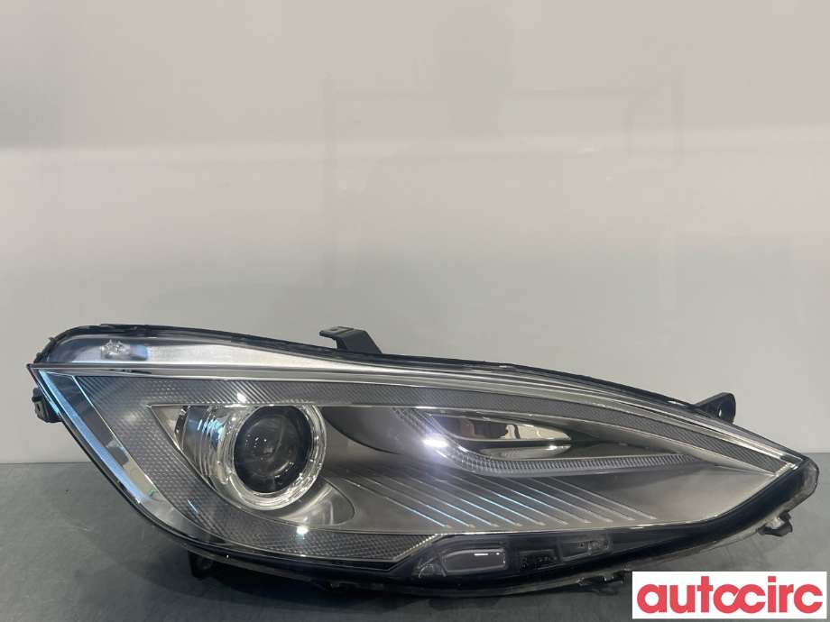 Frontlykt høyre halogen til Tesla Model S, 2016-2021 (Fase 2)  (TESLA|6005911-00-C)