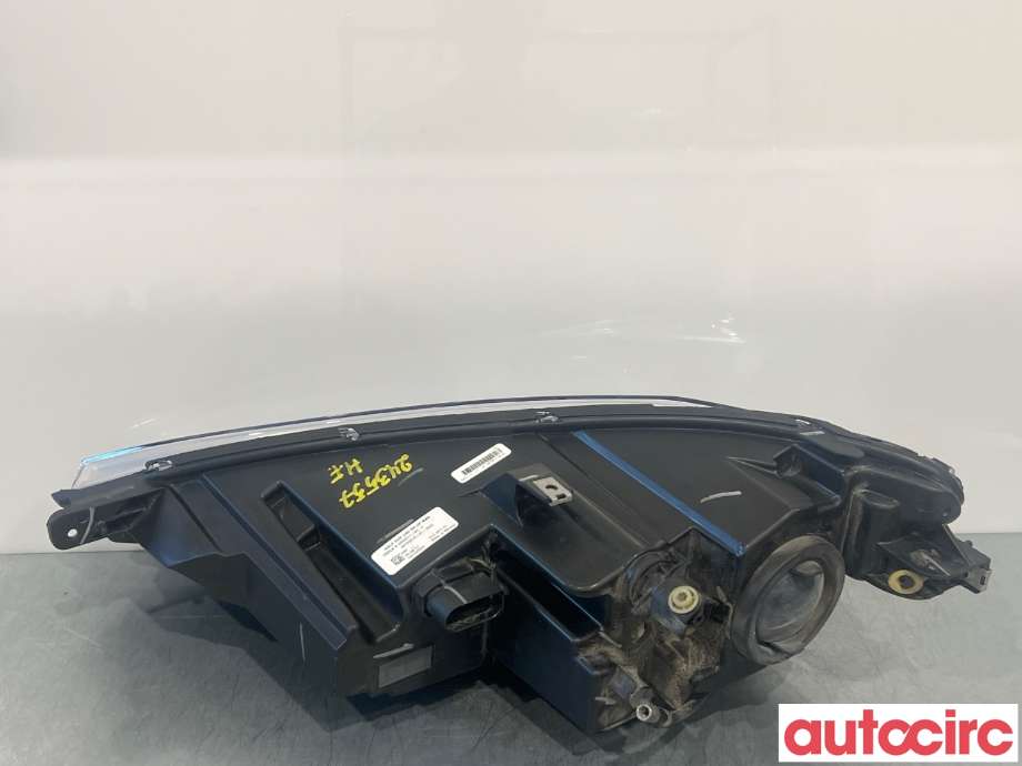Frontlykt høyre halogen til Tesla Model S 2016-2021 (Fase 2) (TESLA|6005911-00-C|)