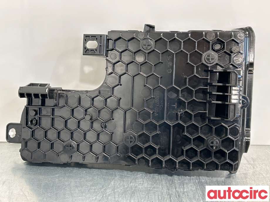 Styreenhet comfort (BCM) til Tesla Model Y 2021-2024 (Type I) (TESLA|1657650-00-C|)