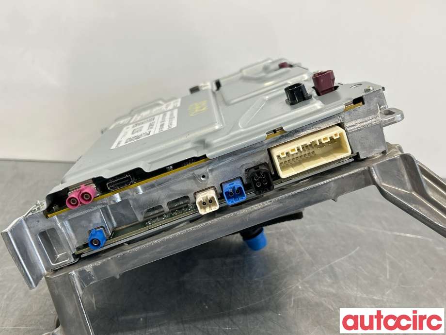 Diverse deler til Tesla Model Y 2021-2024 (Type I)  (TESLA|1684435-S0-J||1787419-00-H)