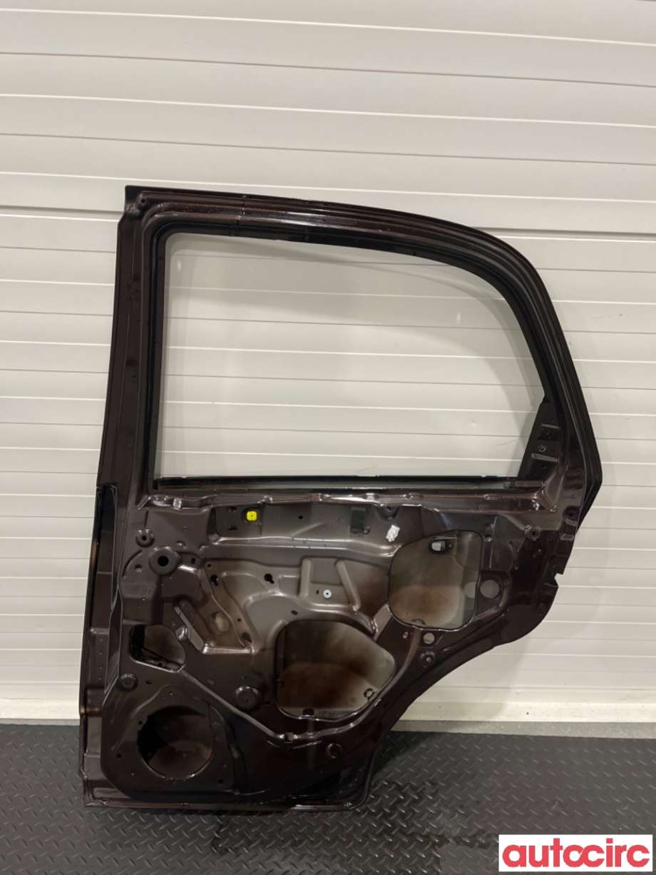 Dør høyre bak til Suzuki SX4 2009-2013 (Type I, Fase 2)  (SUZUKI|68003-79J00|)