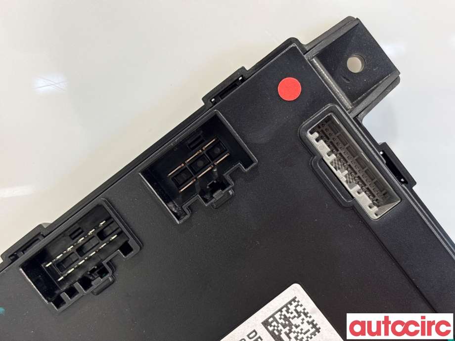 Styreenhet comfort (BCM) til Tesla Model S 2016-2021 (Fase 2) (TESLA|1010907-00-G|A-0747G02X)