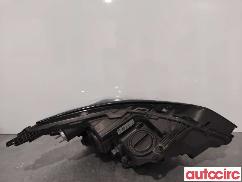 Frontlykt venstre halogen til Opel Astra K 2015-->>  (OPEL|39081892|7960300000|39047198)