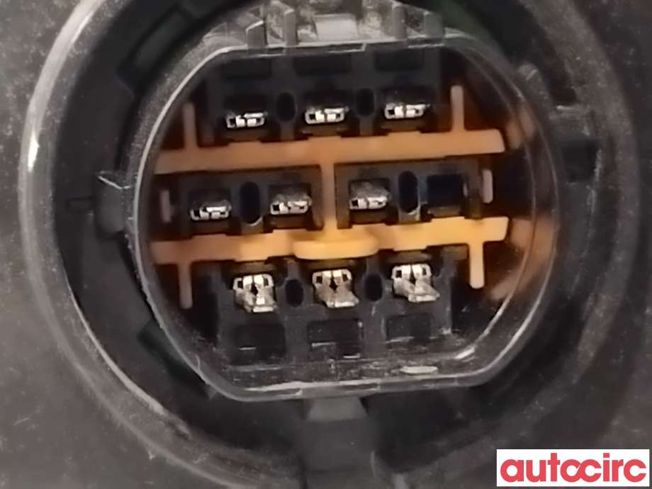 Frontlykt høyre halogen til BYD Atto 2022-->>  (BYD|SC2E-4121020|)