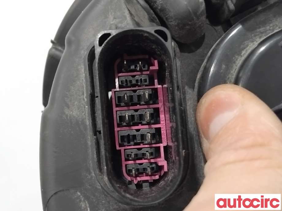 Frontlykt venstre xenon til Porsche Cayenne 2010-2017 (92A) (92A) (PORSCHE|95863117702|1ZT011258-41|958941029AE)