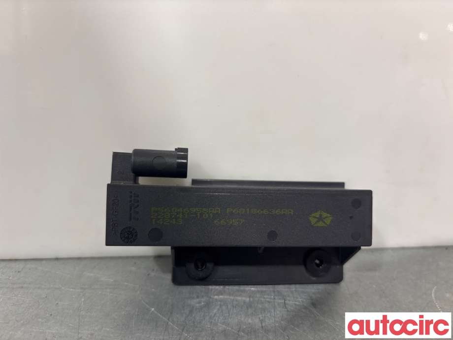 Antenne forsterker til Dodge RAM, 2009-2018 (Type IV) (DODGE|56046958AA)