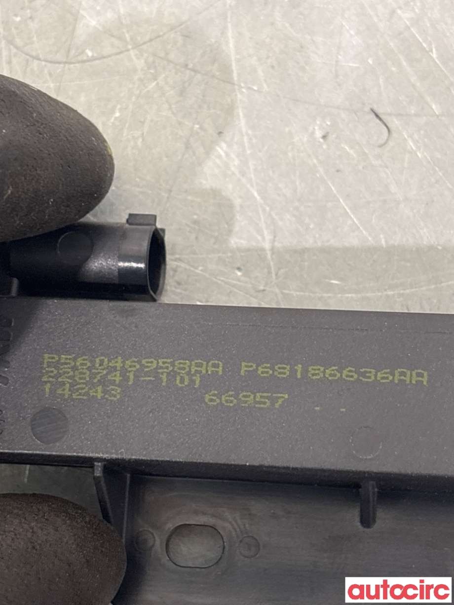 Antenne forsterker til Dodge RAM 2009-2018 (Type IV) (DODGE|56046958AA|)