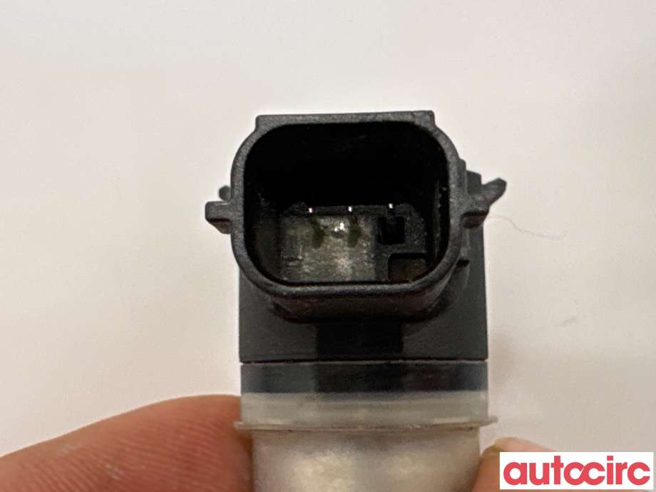 Parkeringssensor foran til Ford Mondeo 2014-2019 (Type V, Fase 1)  (FORD|2488547||EM2T-15C868-AAW)