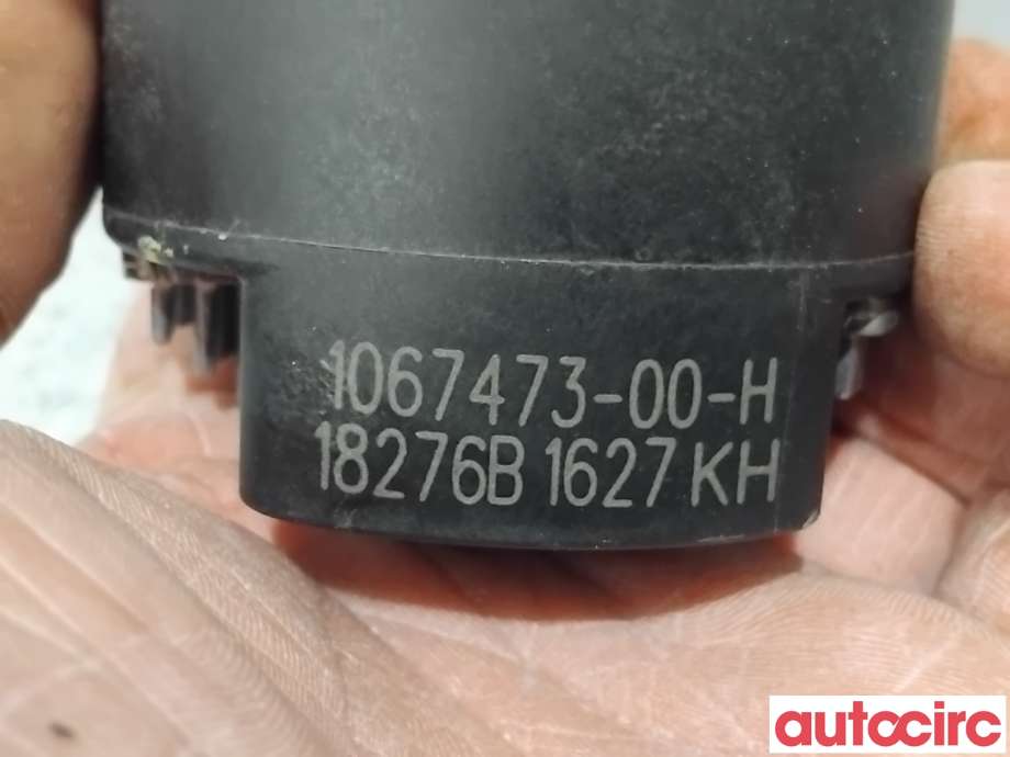 Sirkulasjonspumpe til Tesla Model S 2016-2021 (Fase 2) (TESLA|1067473-00-H|)
