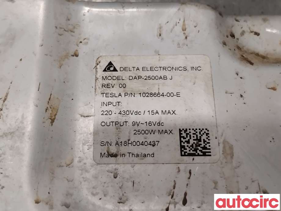DCDC converter hybrid til Tesla Model S 2016-2021 (Fase 2)  (TESLA|1028665-00-E|DAP-2500ABJ|1028664-00-E)