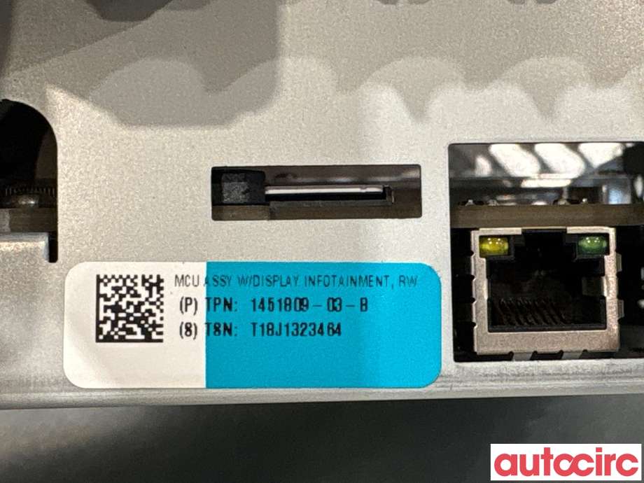Instrument kjørecomputer til Tesla Model S 2016-2021 (Fase 2) (TESLA|1451809-S3-B||1451809-03-B)