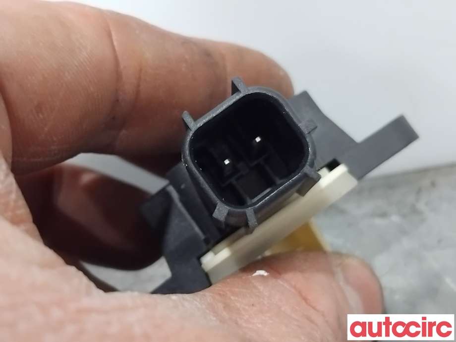 Airbag sensor høyre til Volvo V60/V60 CC 2013-2018 (Type I, Fase 2) (VOLVO|31476970||30798030)