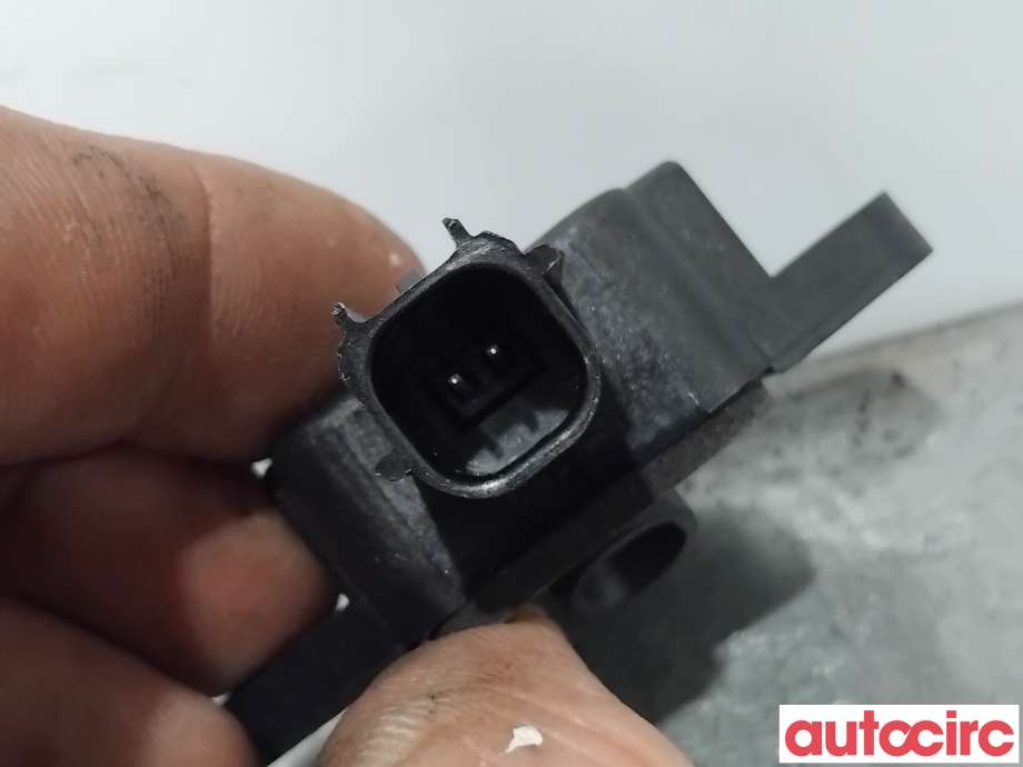 Airbag sensor høyre til Tesla Model S 2016-2021 (Fase 2) (TESLA|1005275-00-A|)