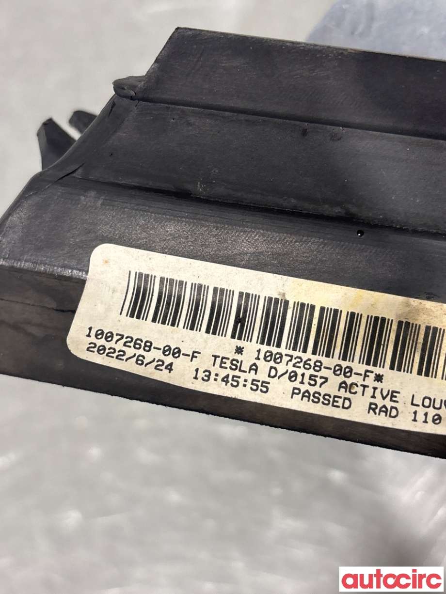 Diverse deler til Tesla Model S 2013-2016 (Fase 1) (TESLA|1007268-00-F|)