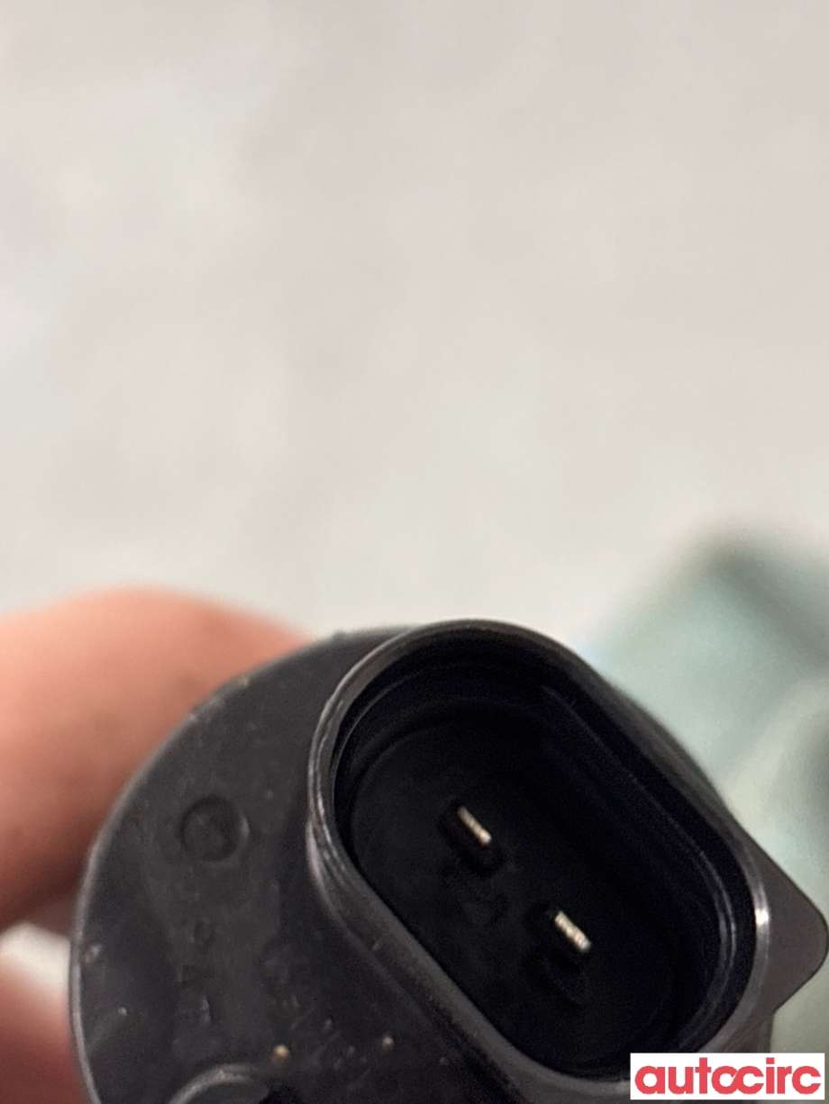 Spylerpumpe foran til Dodge RAM 2009-2018 (Type IV)  (DODGE|68145028AA|)