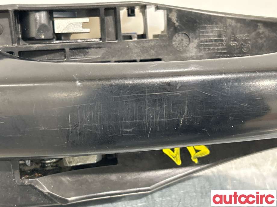 Dørhåndtak utv venstre bak til Peugeot Partner 2019-->> (Type III) (PEUGEOT|1609240780||9802977180)