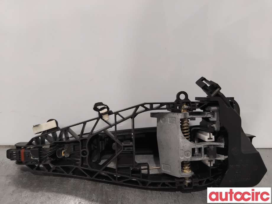 Dørhåndtak utv venstre bak til BMW X5 2013-2018 (F15) (F15) (BMW|51217433843||51217401211)