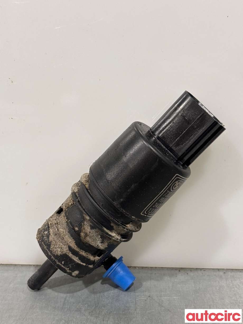Spylerpumpe foran til BMW 3-Serie 2012-2018 (F30/F31/F34) (F30/F31/F34) (BMW|67127302589|)