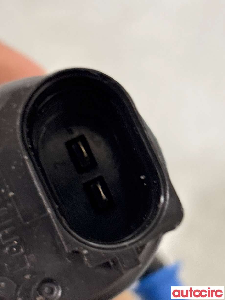 Spylerpumpe foran til BMW 3-Serie 2012-2018 (F30/F31/F34) (F30/F31/F34) (BMW|67127302589|)