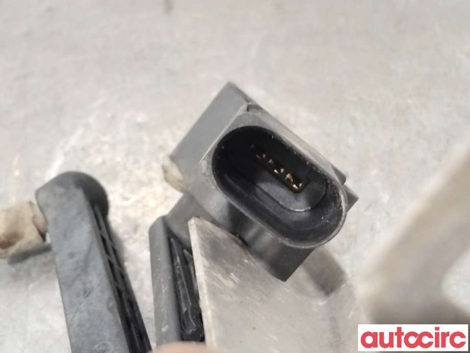 Sensor nivå til Tesla Model S 2016-2021 (Fase 2)  (TESLA|1027976-00-A|)