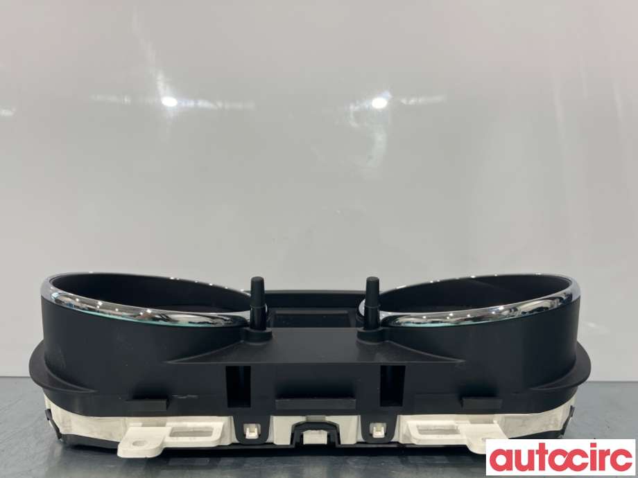 Instrumentpanel til Nissan Qashqai 2010-2014 (Type I, Fase 2)  (NISSAN|24810BR50E|)