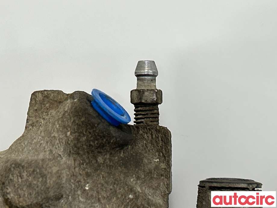 Bremsecaliper venstre foran til Ford Focus 2014-2018 (Type III, Fase 2) (FORD|2201833|)