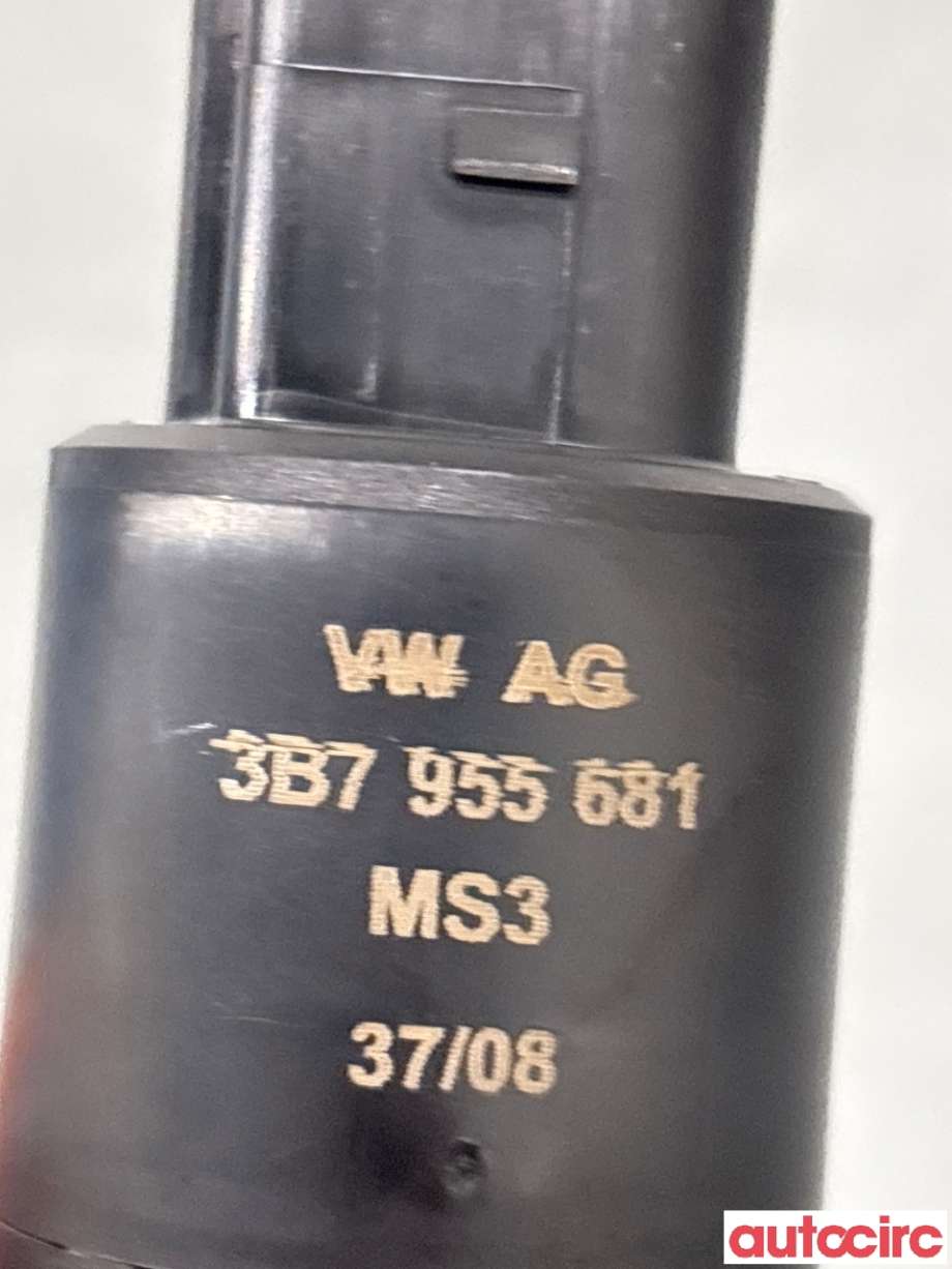 Spylerpumpe til VW Golf VI 2008-2012 (VOLKSWAGEN|3B7955681|)
