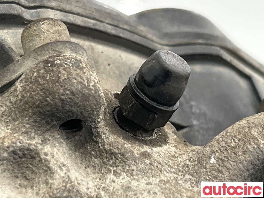 Bremsecaliper høyre bak til Nissan Qashqai 2014-2021 (Type II) (NISSAN|440014EA0A|)