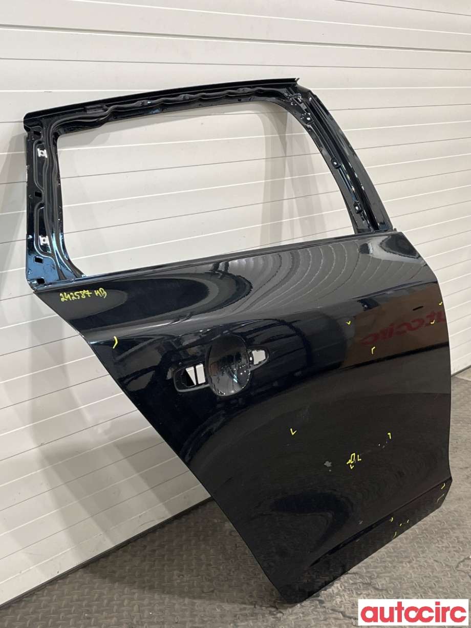 Dør høyre bak til Volvo V60/V60 CC 2013-2018 (Type I, Fase 2) (VOLVO|32291067)