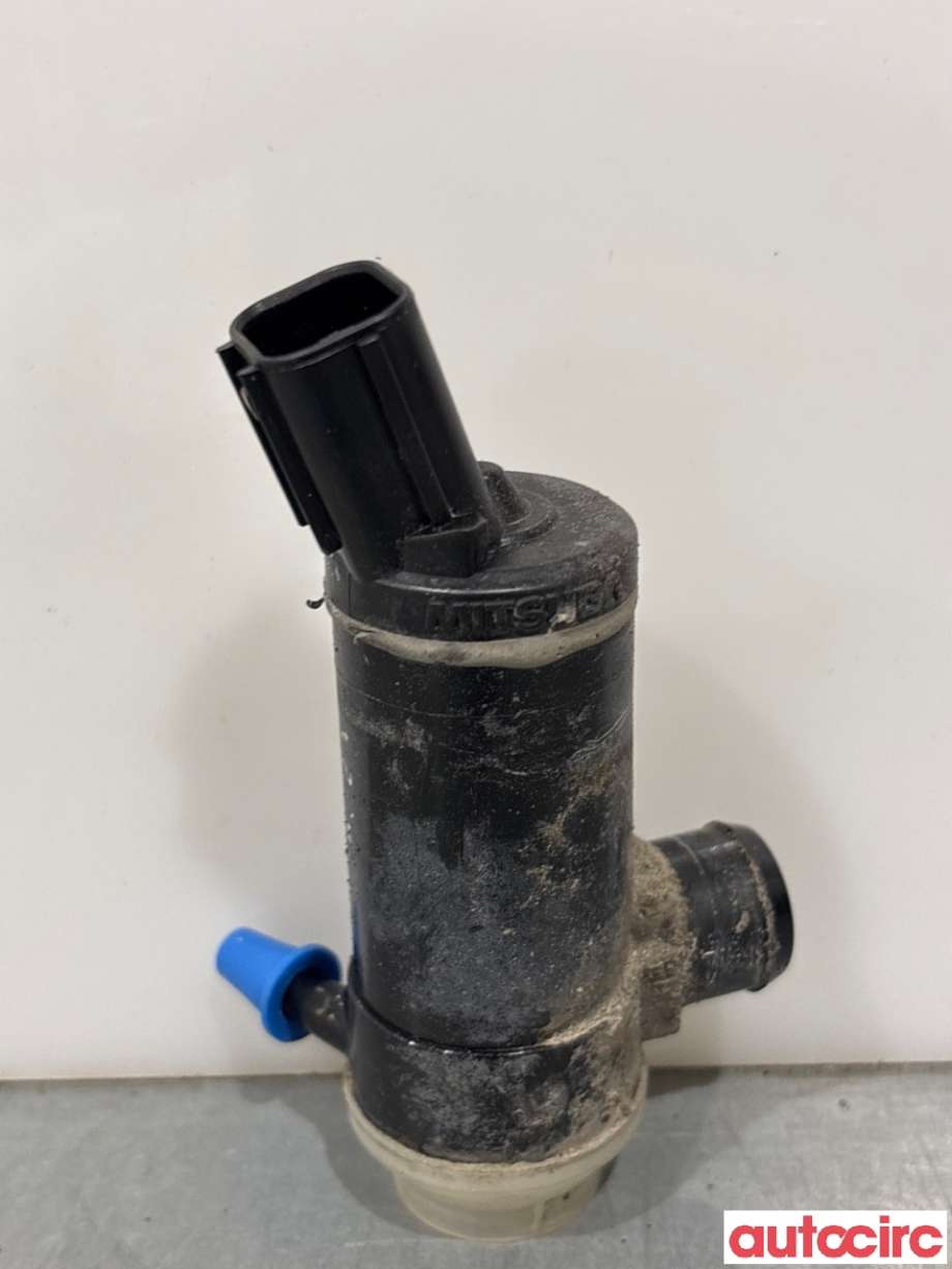 Spylerpumpe bak til Subaru Outback 2009-2014 (Type IV) (SUBARU|86611AG220|)