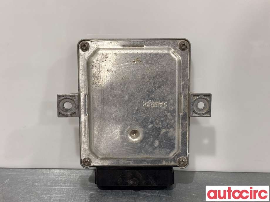 Diverse deler til Audi A4 2015-2019 (Type V, Fase 1) (B9) (B9) (AUDI|4M0907355F|)