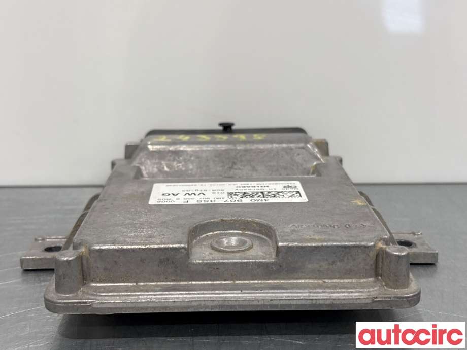 Diverse deler til Audi A4 2015-2019 (Type V, Fase 1) (B9) (B9) (AUDI|4M0907355F|)