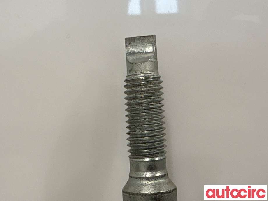 Bagasjerom slepeøye/tauekrok til Peugeot 508 2011-2014 (Type I, Fase 1)  (PEUGEOT|674416|)