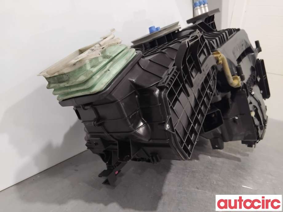 Diverse deler til BMW 5-Serie 2010-2017 (F10/F11) (F10/F11) (BMW|64119241195|X5854001|9197019)